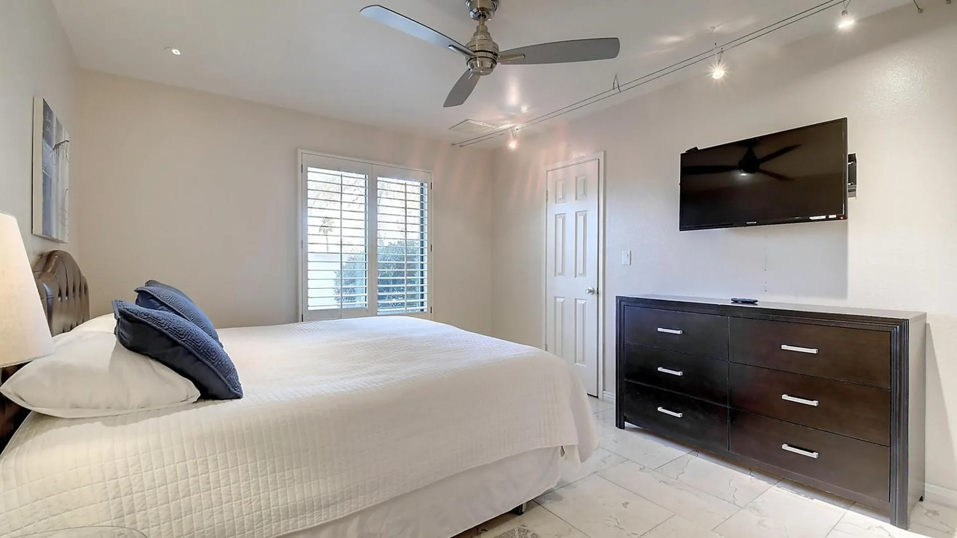 Holiday home Newly Listed Customized Beds 8 Kings Or 18 Total Villa Phoenix United States